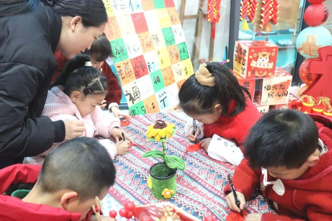 一起“趣”赶集福泉三幼迎新忙麻将胡了app马上有喜“市”(图11) 一起“趣”赶集福泉三幼迎新忙麻将胡了app马上有喜“市”(图11)